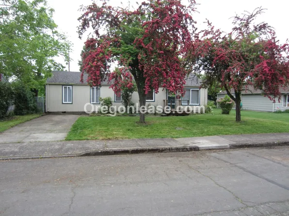325 26th St, Springfield, OR 97477