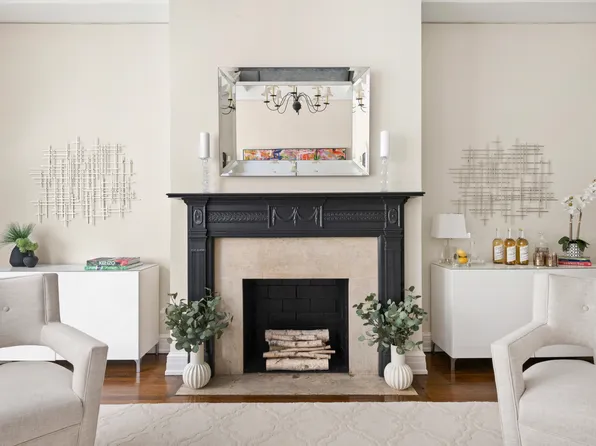 125 East 74th Street image 2 of 9