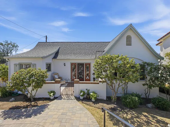 1124 E Mariposa St, Altadena, CA 91001