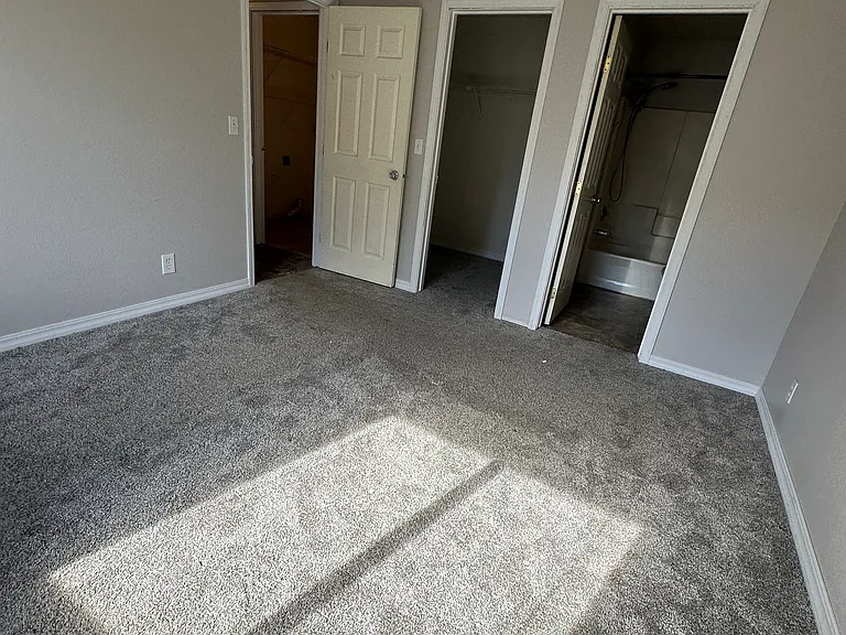 1850 W Canfield Ave — Photo 6