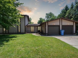 2917 Trudy Ln, Lansing, MI 48910