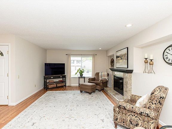 5th image of 11851 McKelvey Gardens Dr