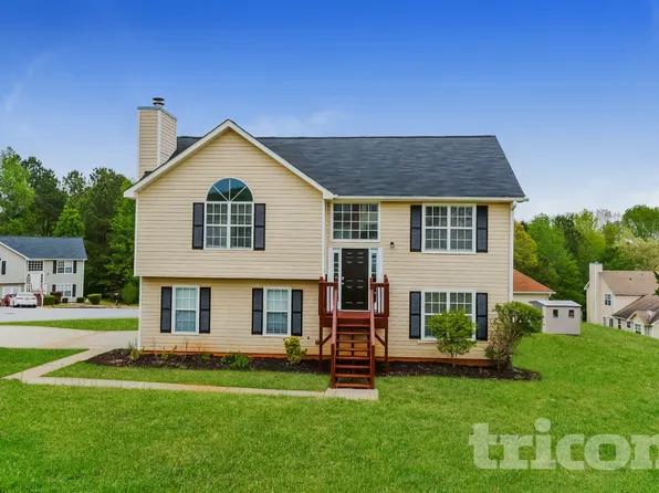 1057 Misty Meadows Point, Hampton, GA 30228