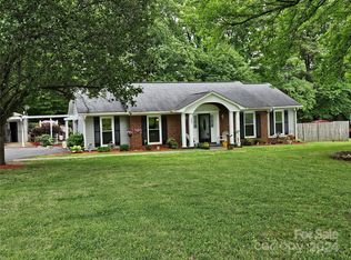 1307 S Point Rd, Belmont, NC 28012