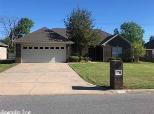 1108 Colonial Dr, Jacksonville, AR 72076