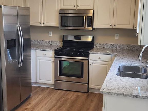 4th image of 1727 Tunbridge Ln