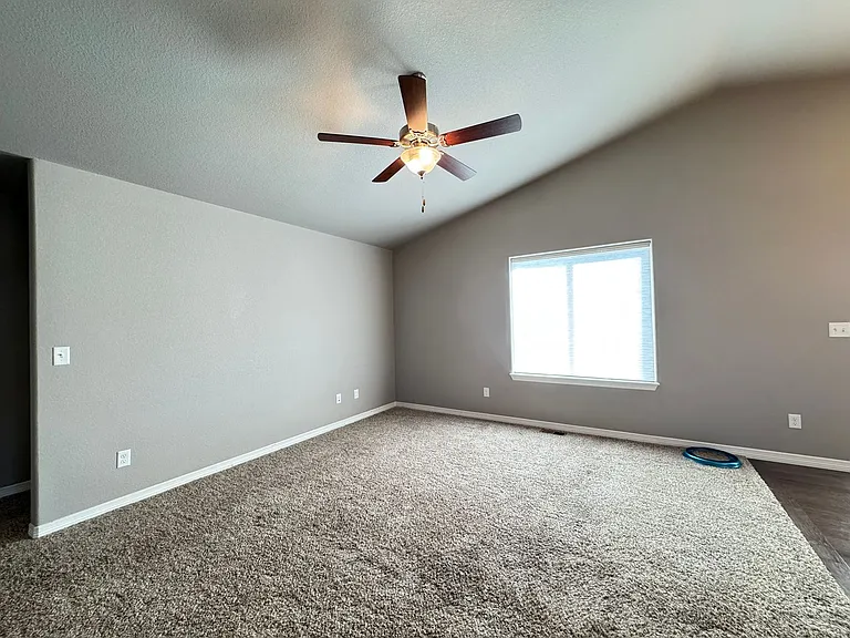 5433 Bristow Rd — Photo 4