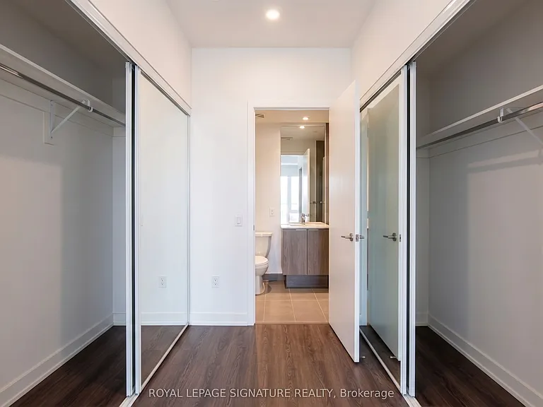 448 Burnhamthorpe Rd W #Townhouse 104-4 — Photo 11