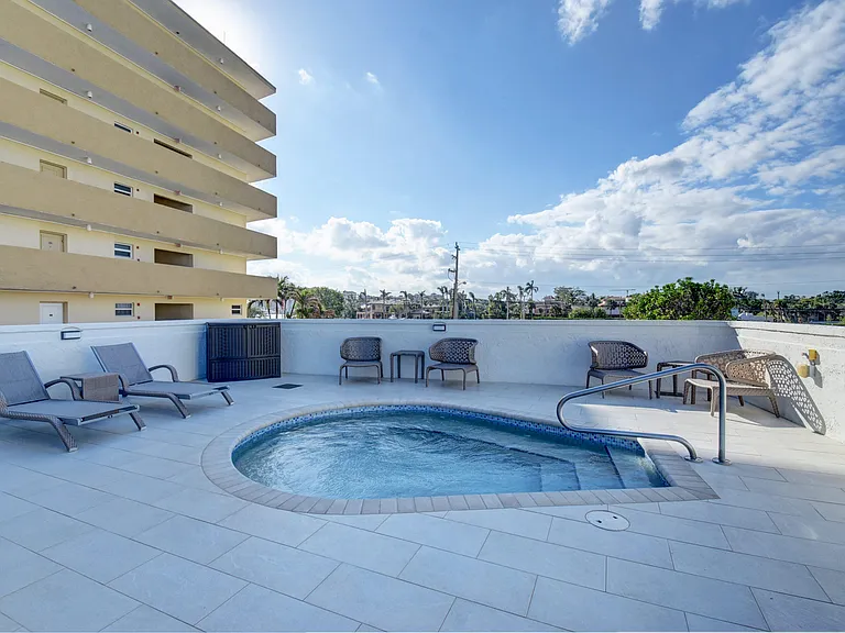 250 S Ocean Blvd #3H — Photo 38