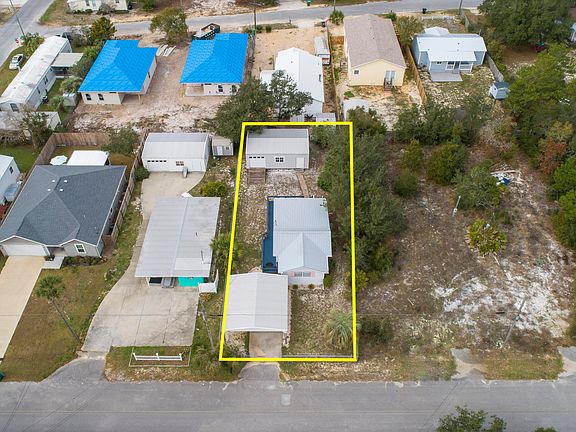 2nd image of 315 Oleander Dr