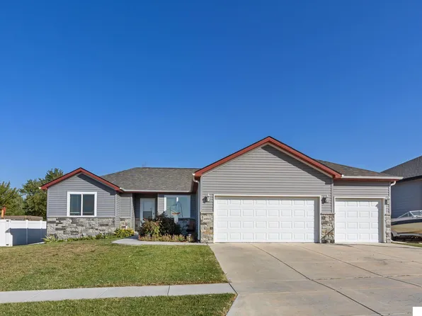 4950 W Gary Gately St, Lincoln, NE 68528