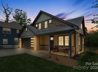 17 Reagan Run Ct, Arden, NC 28704