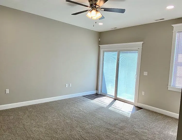 3427 Ammon Dr — Photo 6