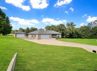72 Greystone Rd, Mountain Home, AR 72653
