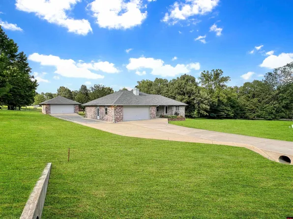 72 Greystone Rd, Mountain Home, AR 72653