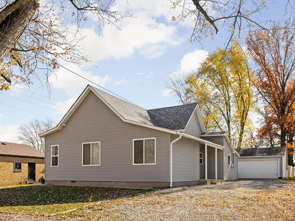 1033 W Lincoln St, Danville, IN 46122