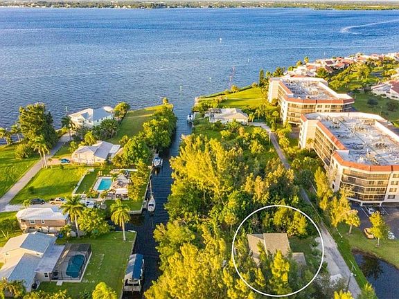 2nd image of 321 Orchid Dr