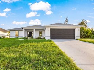 126 NE 9th St, Cape Coral, FL 33909