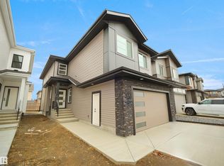 6811 171st Ave NW, Edmonton, AB T5Z0W2