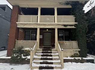 8 Thorncliffe Ave #102, Toronto, ON M4K1V5