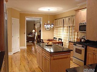 1st image of 12 Deepwells Ln
