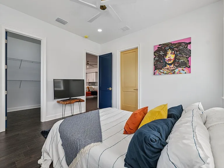 8605 Inwood Dr — Photo 18
