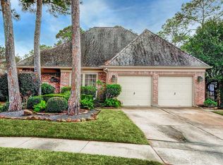 16015 Tall Pine Dr, Houston, TX 77059
