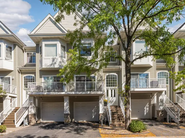 746 Fairfield Cir, Minnetonka, MN 55305