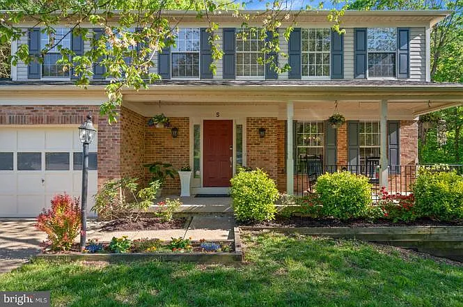 5 Lee Ct — Photo 2