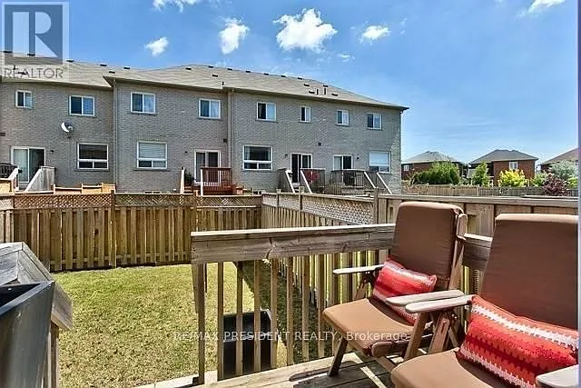 2361 Baronwood Dr — Photo 19