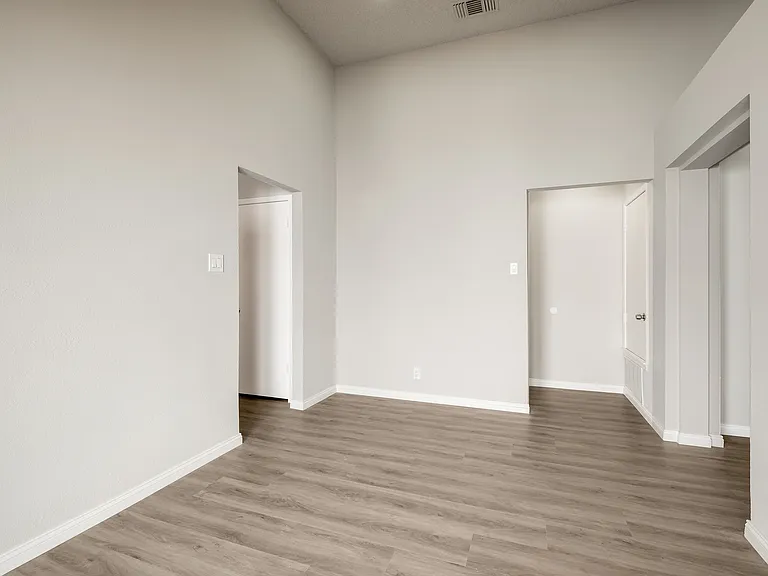 14118 George Rd — Photo 7