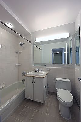 4th image of 33 W End Ave APT 24C
