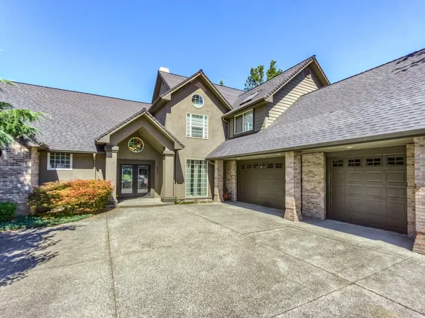 820 Saint Andrews Way, Eagle Pt, OR 97524