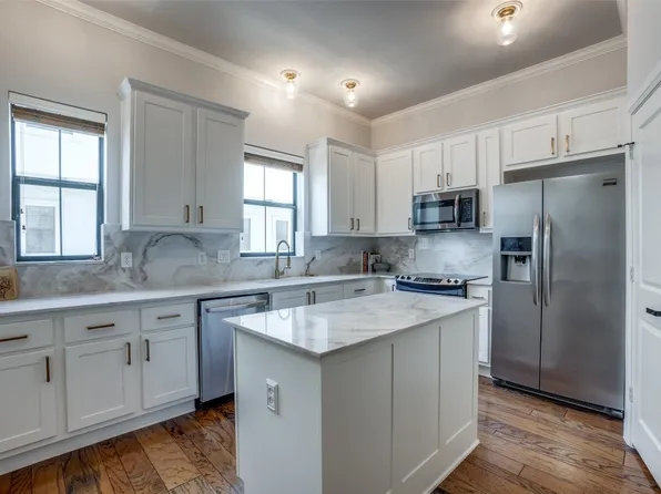 3032 Carmel St, Dallas, TX 75204