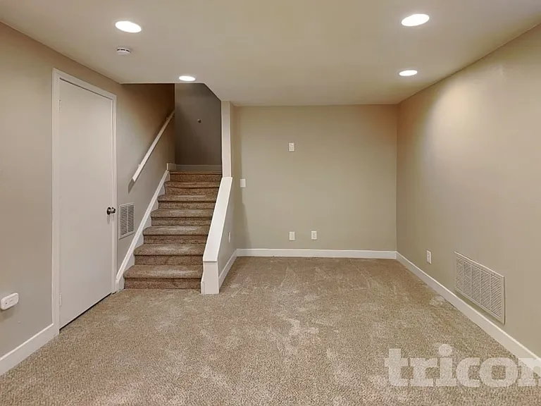 5936 S Independence St — Photo 14