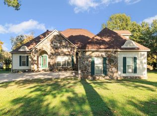 512 El Camino Real, Greers Ferry, AR 72067