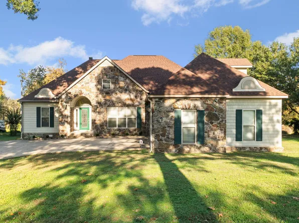 512 El Camino Real, Greers Ferry, AR 72067