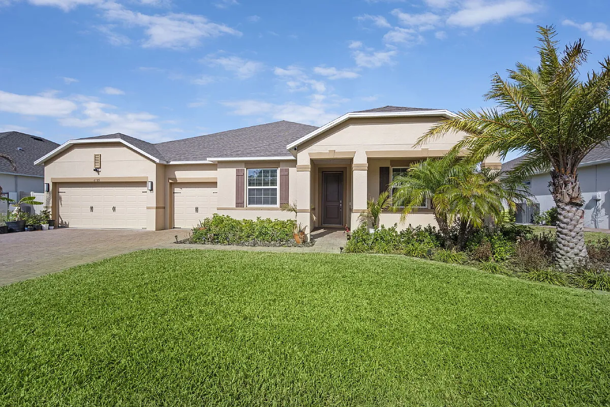 Building Photo - 6185 Moonrise Dr