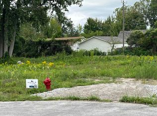 154 Melody Ct, Saint Clair, MI 48079