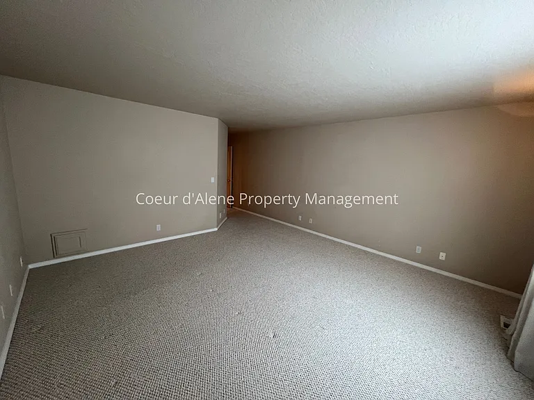 1772 E Bruce Rd — Photo 15