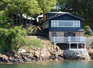 22 Foster St, Marblehead, MA 01945