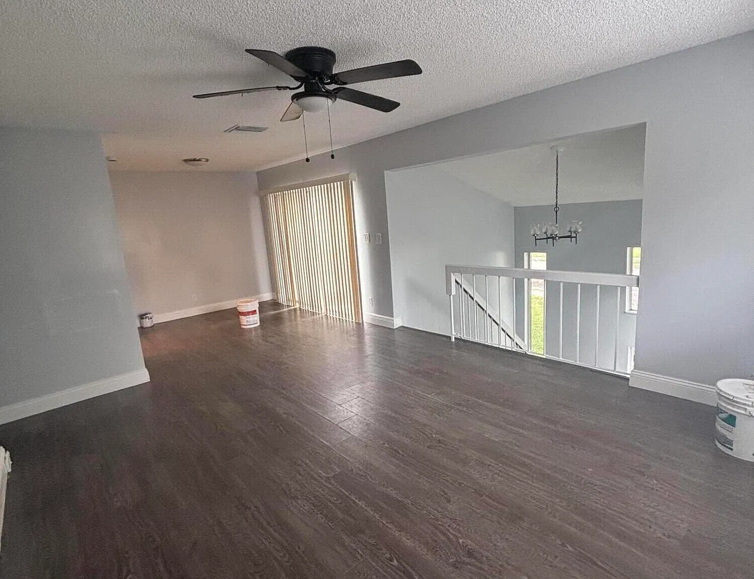 3 bed, 2.0 bath, 1080 sqft, $2,500 — Photo 3