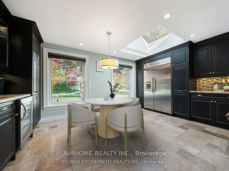1300 Braeside Dr — Photo 21