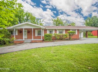 114 W Loveliss St, Kingston, TN 37763