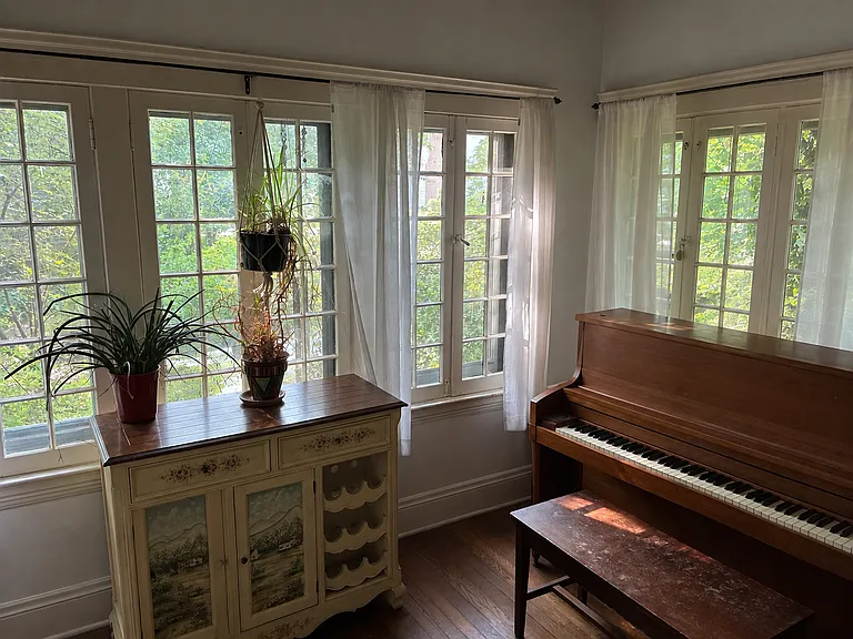 1733 Preyer Ave — Photo 3