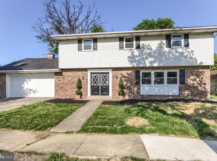 419 Susan Rd, Harrisburg, PA 17109