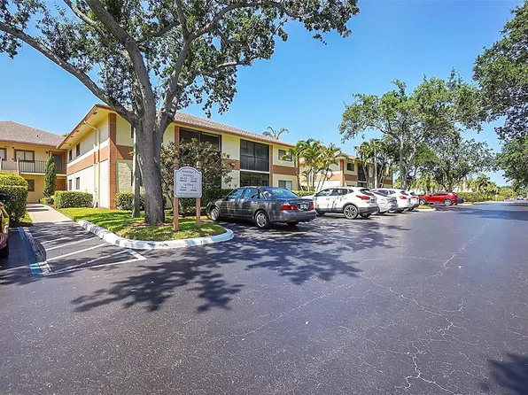 15401 Pembridge Avenue #22, Delray Beach, FL 33484