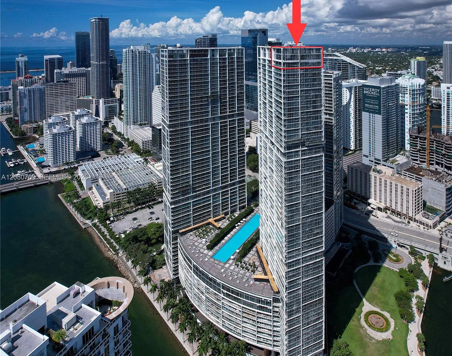 Iconbrickell Condo No 1 — Photo 4