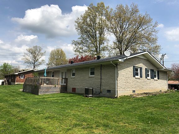 3rd image of 103 Nancy St