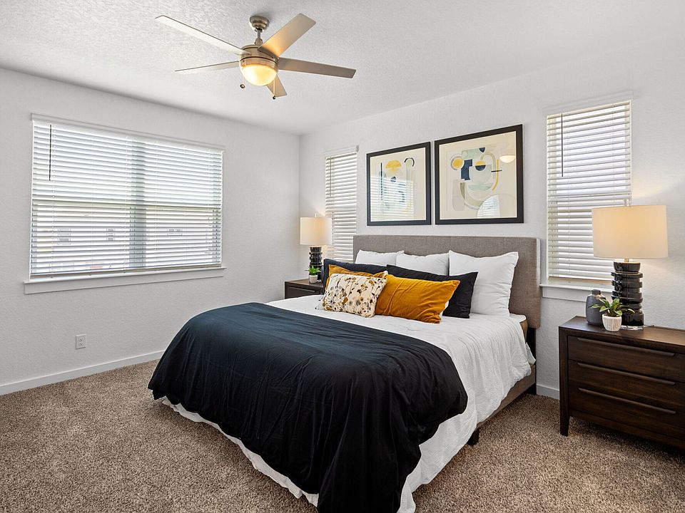 1st image of 5435 Redwing Dr #4101
